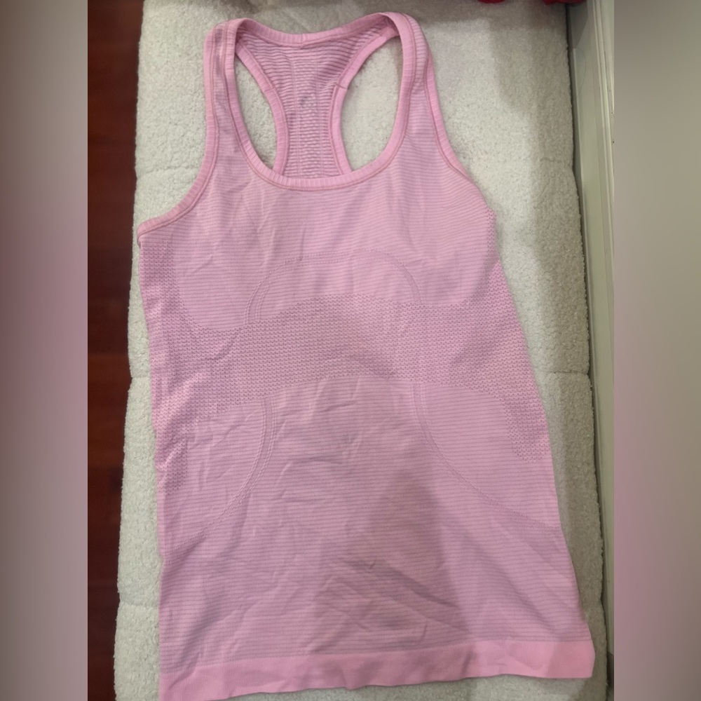 Lululemon tank
